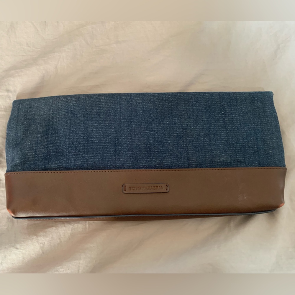 BCBG wallet
